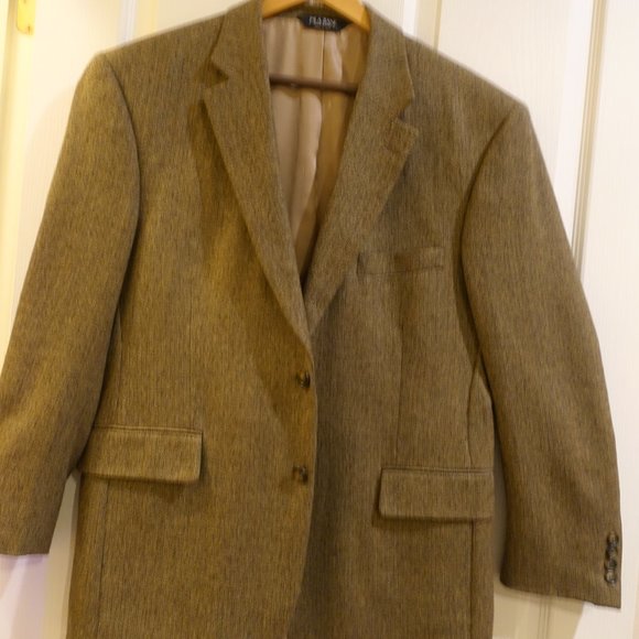 BY JOS A BANK  SIZE 42 S - Picture 1 of 5